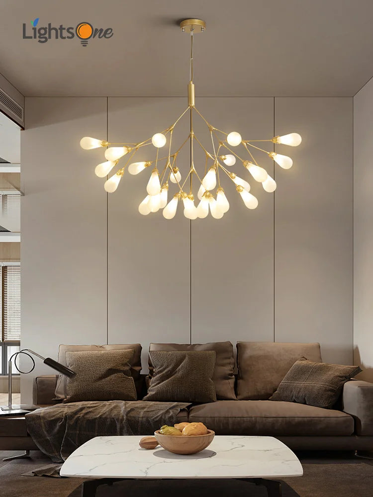 Postmoderne ildflue-lysekrone til et elegant og kreativt interiør