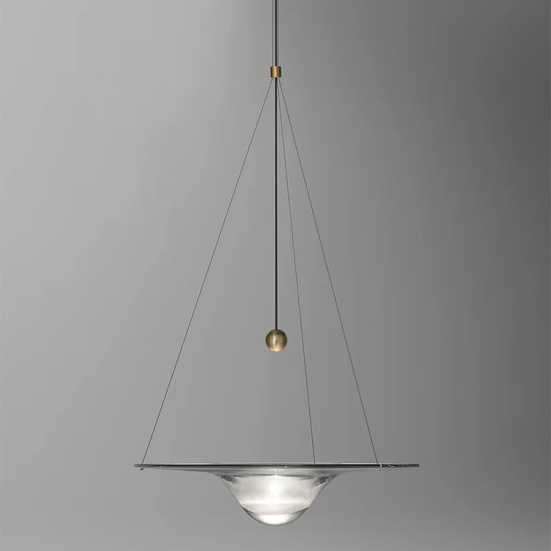 UFO-lysekrone i glas, postmodernistisk, minimalistisk, nordisk art deco