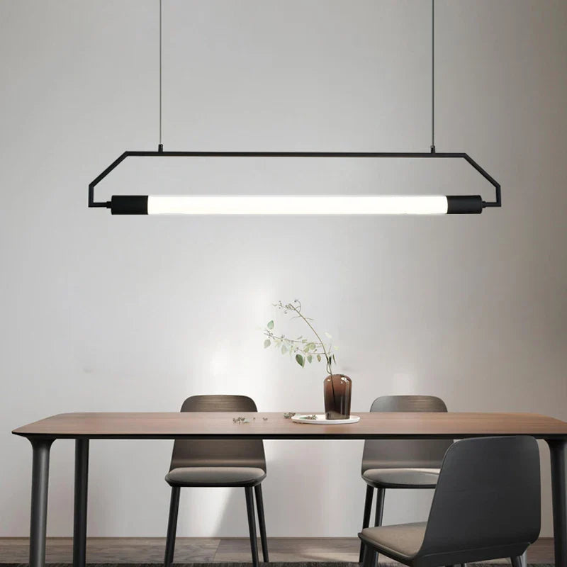 Elegant moderne lysekrone for en hyggelig atmosfære
