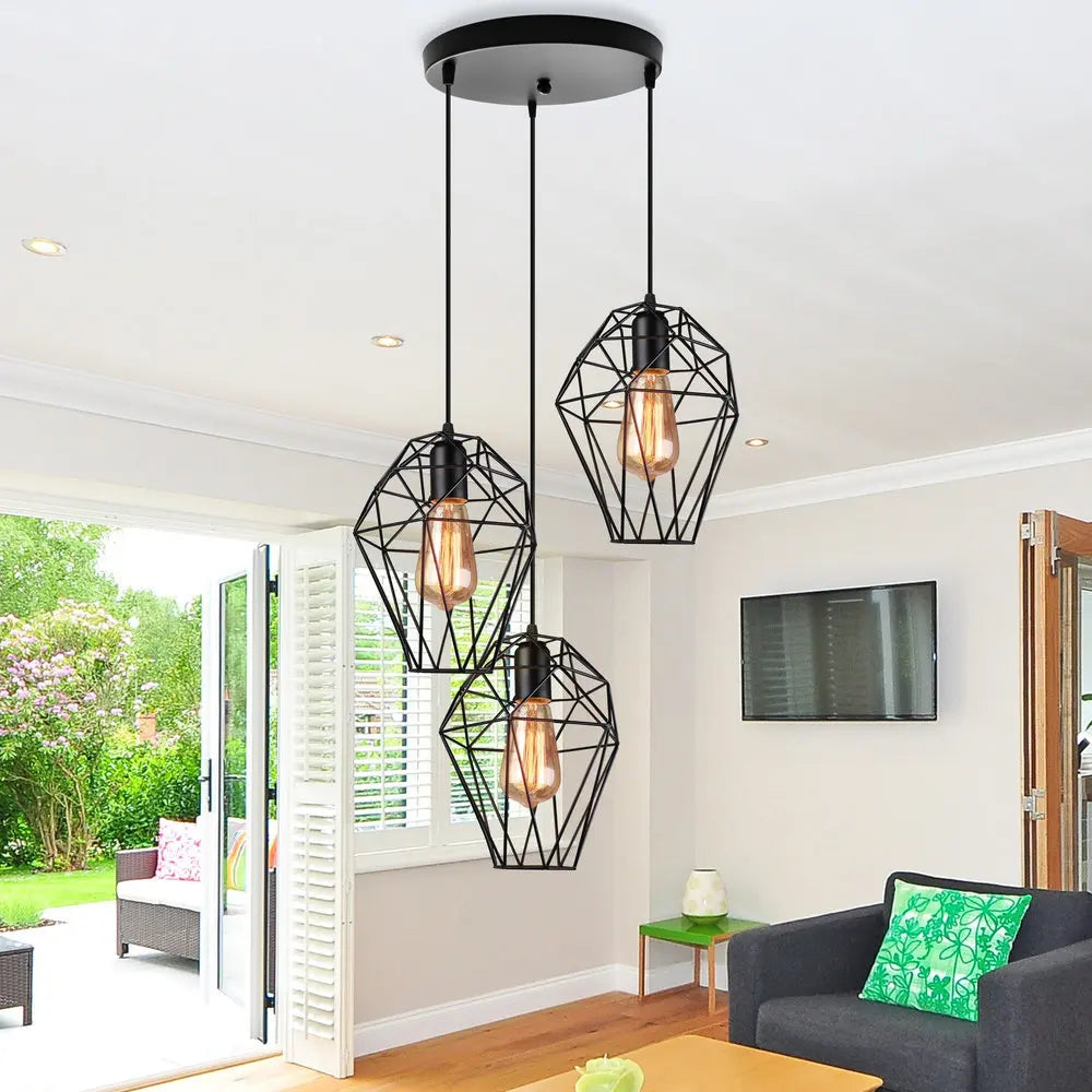 LED-lysekrone i elegant vintagestil