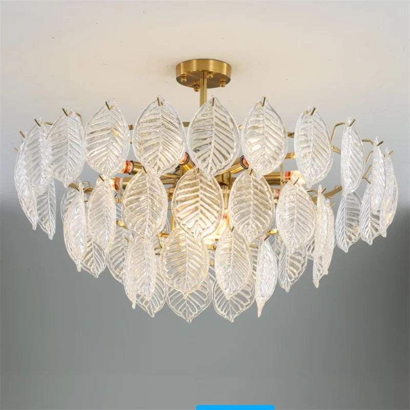 Moderne vintage lysekrone i gyldent glas til indretning