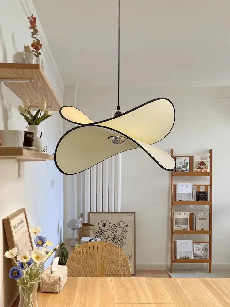 Minimalistisk dekorativ lampe til kontor, café og stue