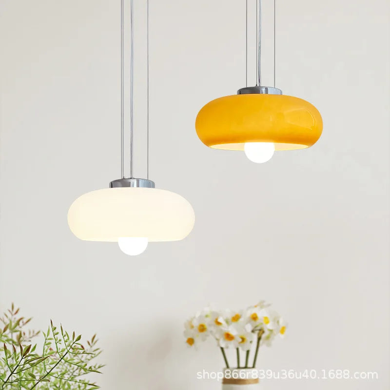 Elegant nordisk industriel lysekrone