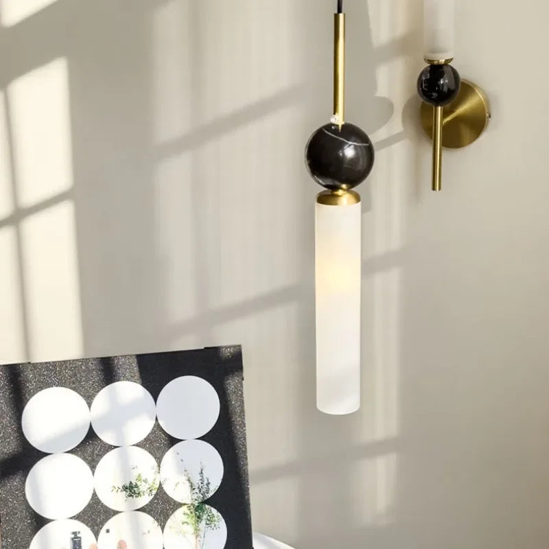 Minimalistisk nordisk luksuslampe i italiensk marmor
