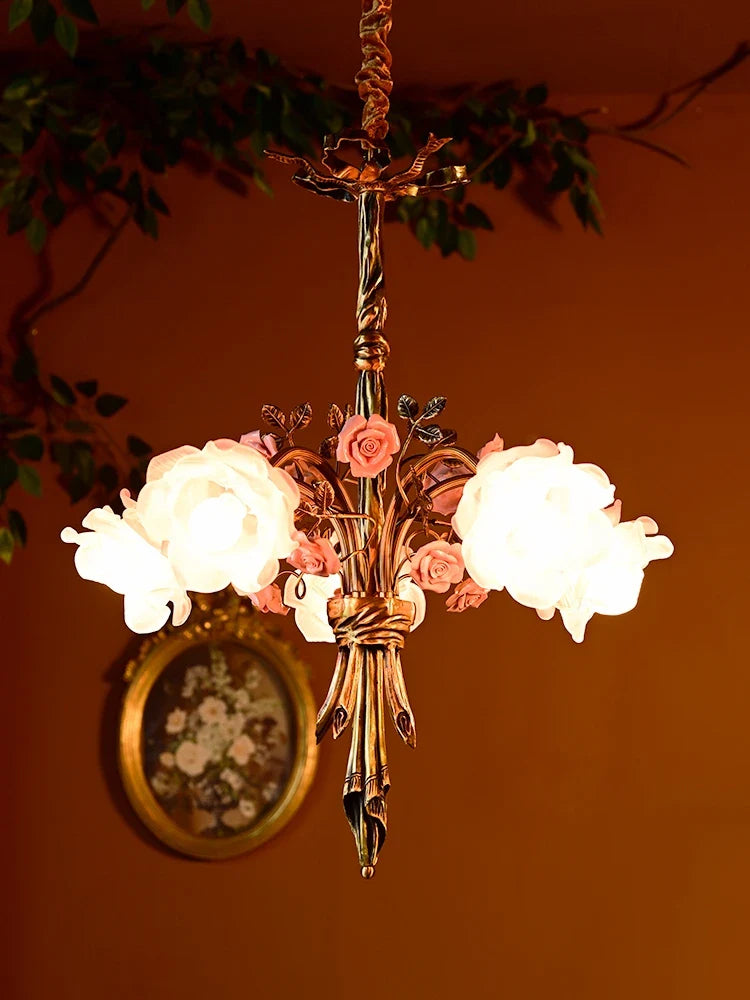 Kobberkrone med rosa glas, klassisk europæisk stil med LED