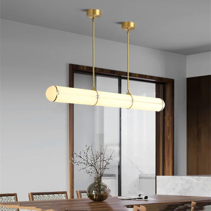 Nordisk minimalistisk pendellampe til restaurant og café