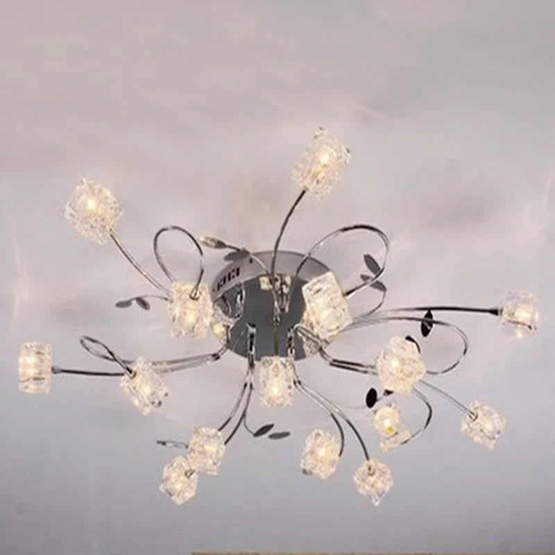 Moderne pendel i forkromet metal med krystal og LED-belysning