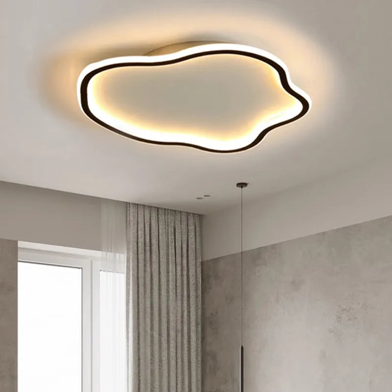 Moderne LED-loftlampe i smart design