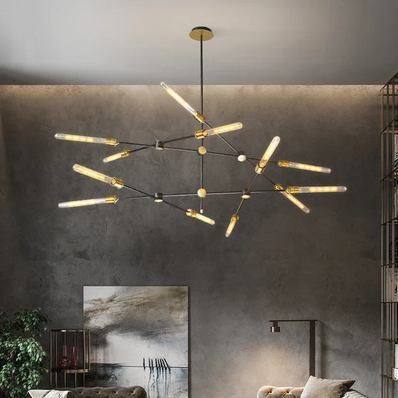 Minimalistisk lysekrone i rørformet glas