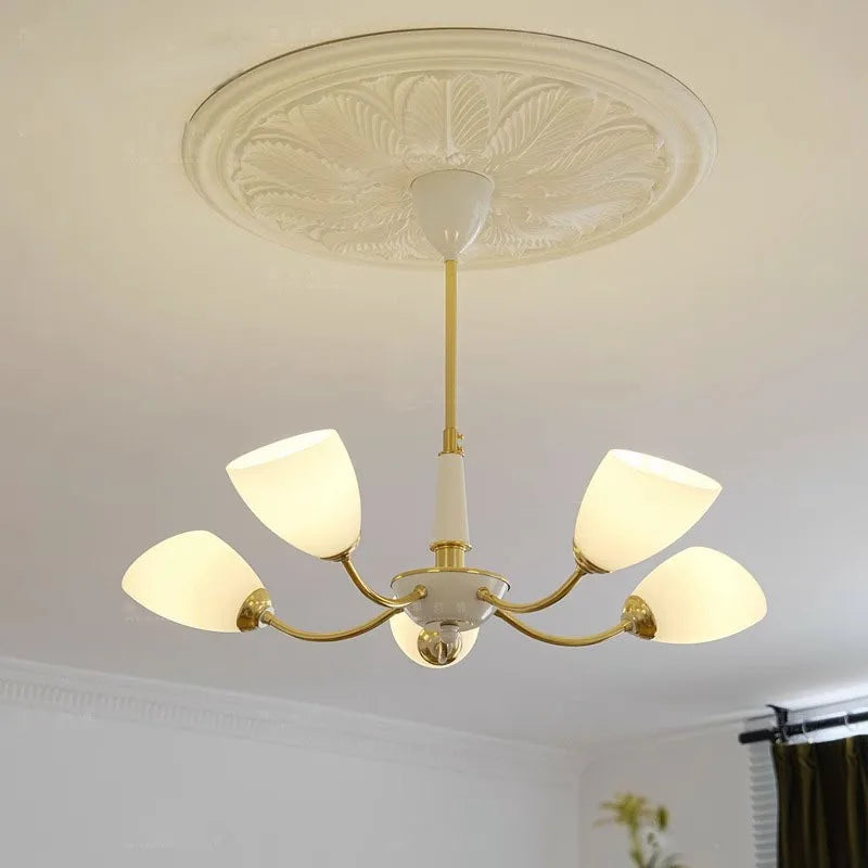 Moderne nordisk design LED-lysekrone til elegant interiør