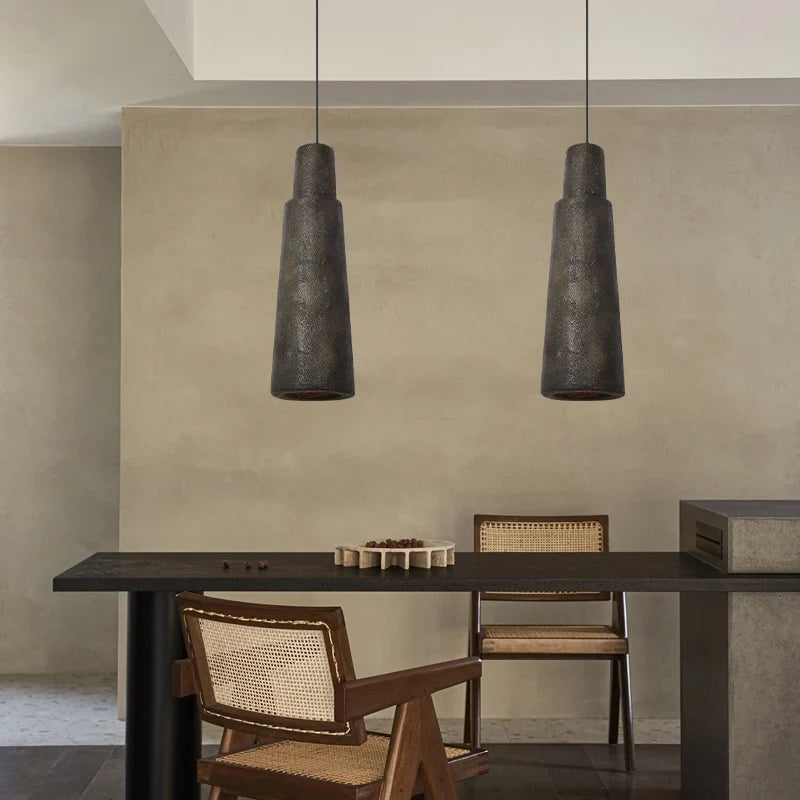 Nordisk Wabi Sabi LED-lysekrone til restaurant og bar