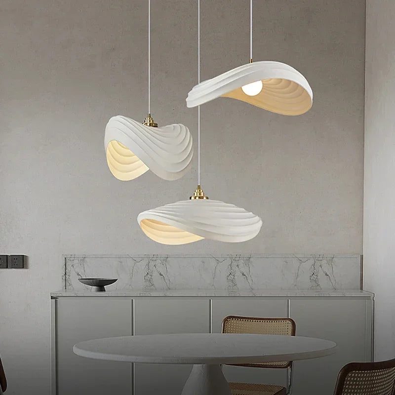 Renset wabi sabi-design lysekrone