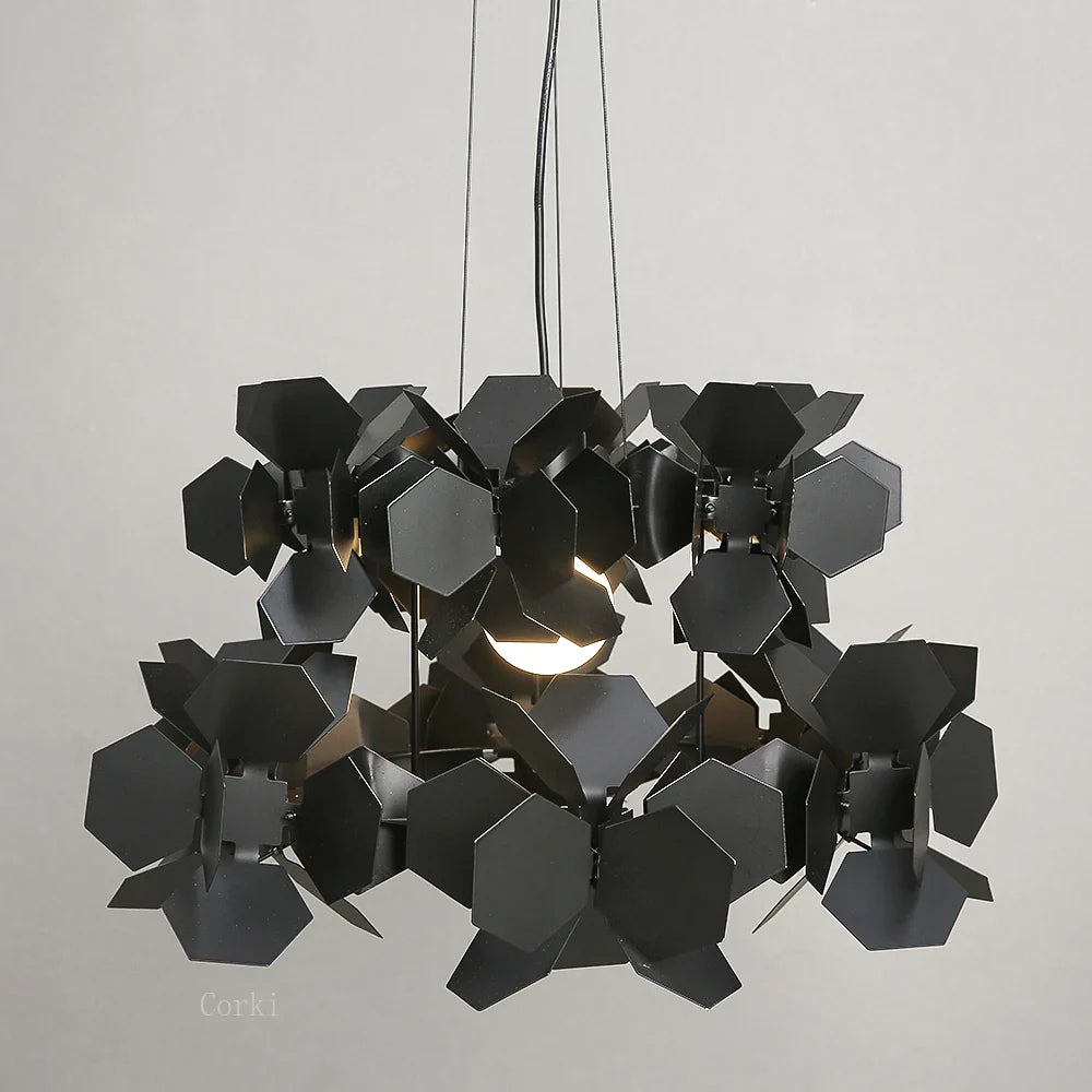 Moderne LED lysekrone i jern til indretning