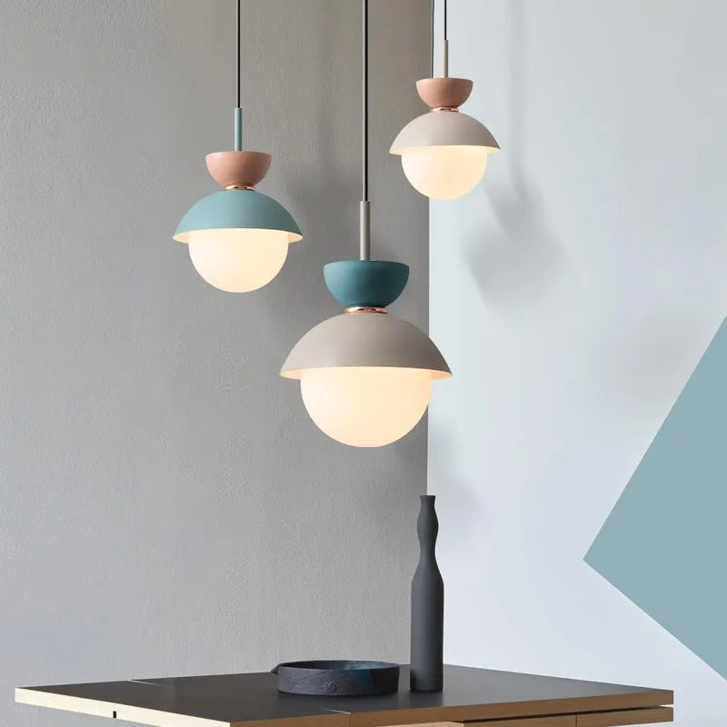 Lys, moderne pendel i nordisk design