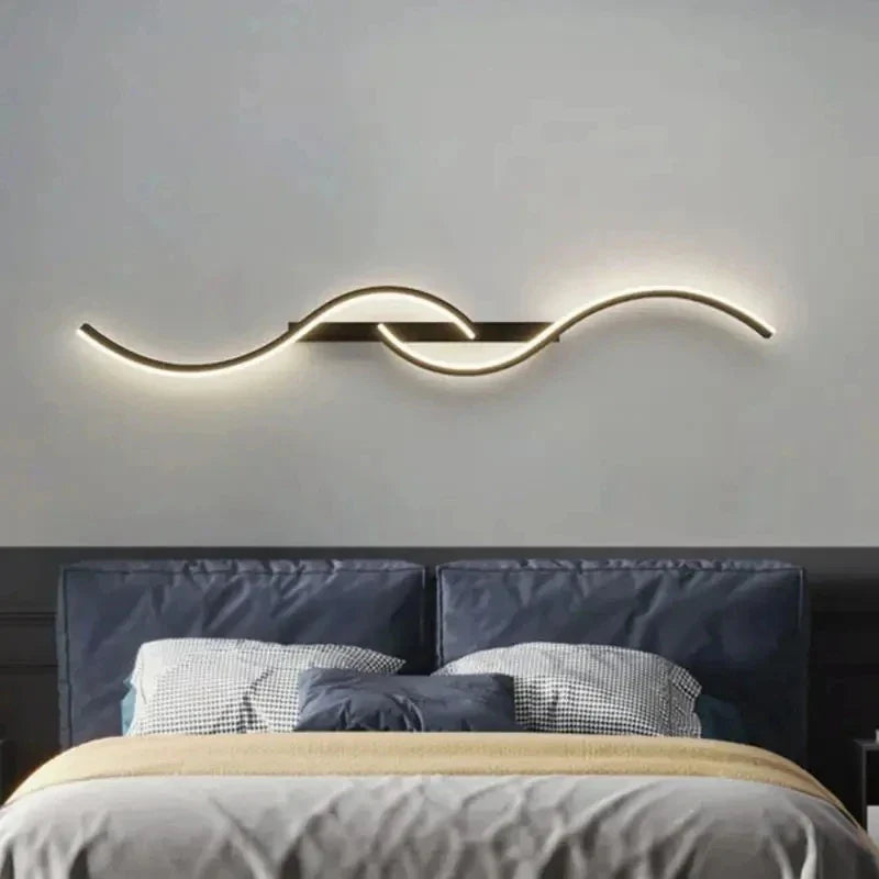 Minimalistisk designerlysekrone i et moderne design