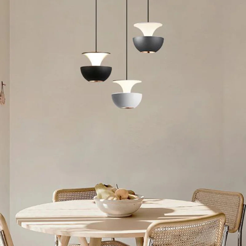 Elegant lysende moderne LED-lysekrone