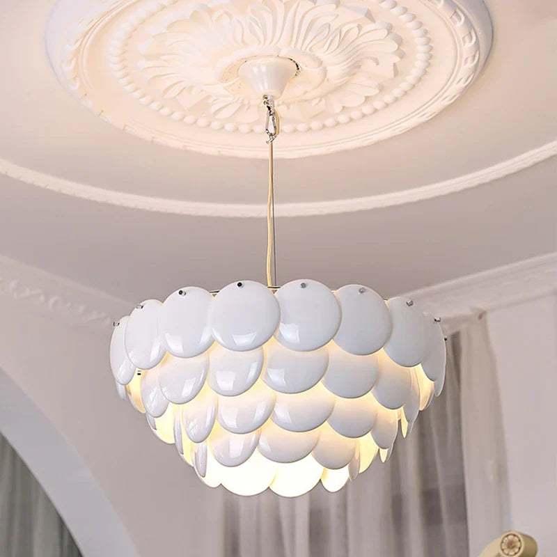 Moderne nordisk loftlampe i keramik
