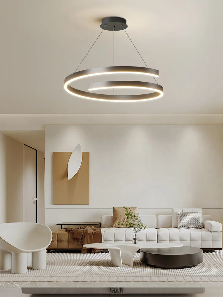 Moderne forgyldt jern-enkelring-lysekrone med indvendig LED-belysning
