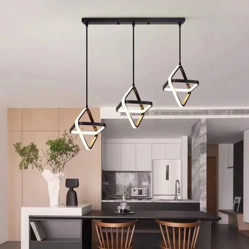 Moderne LED-lysekrone til stilfuld og dekorativ belysning