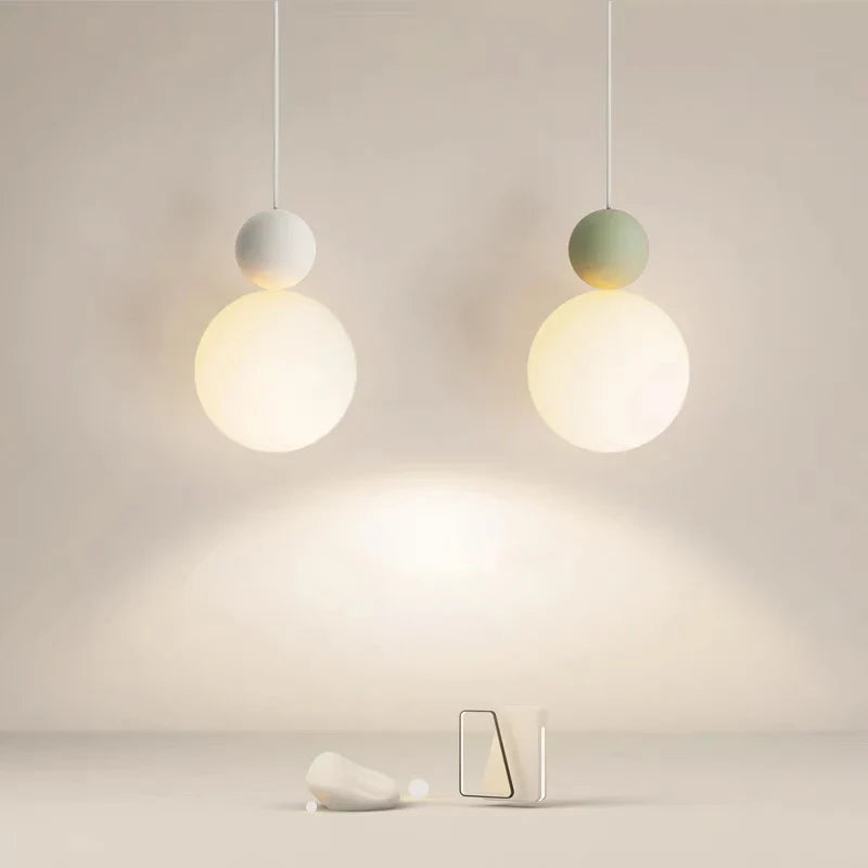 nordisk led-pendellampe hvid mælkekugle armatur