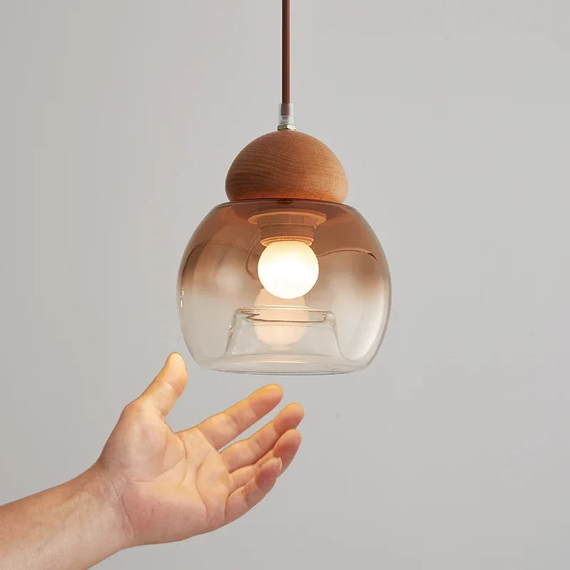 Retro pendellampe i glas til moderne indretning