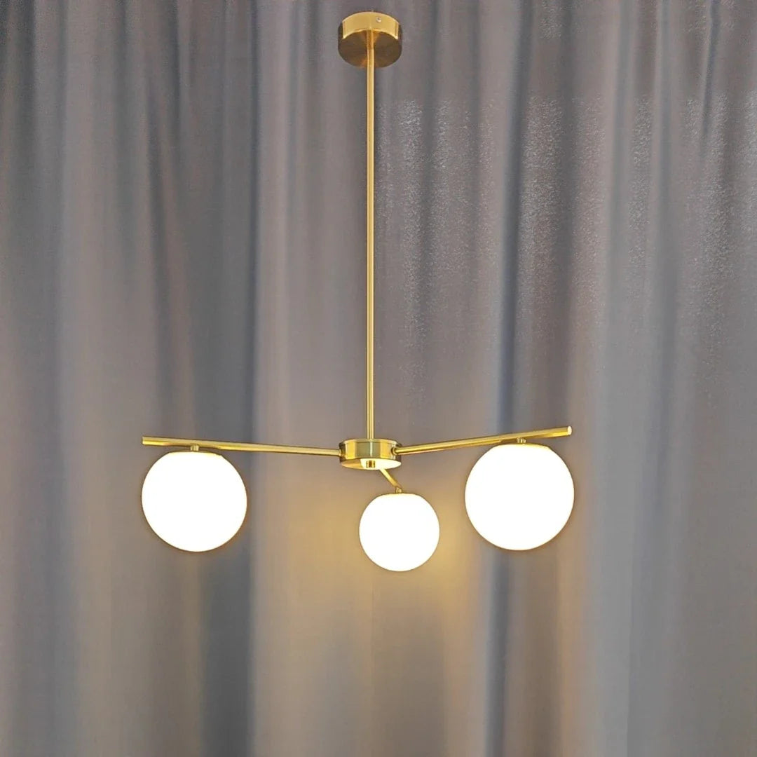 Elegant moderne skandinavisk lysekrone.