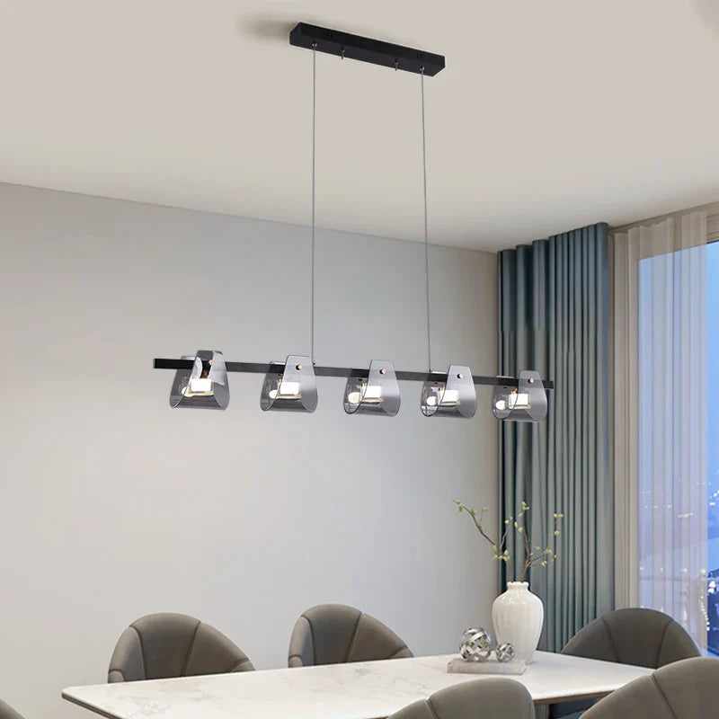 Dekorativ italiensk minimalistisk kobberlampe i moderne design