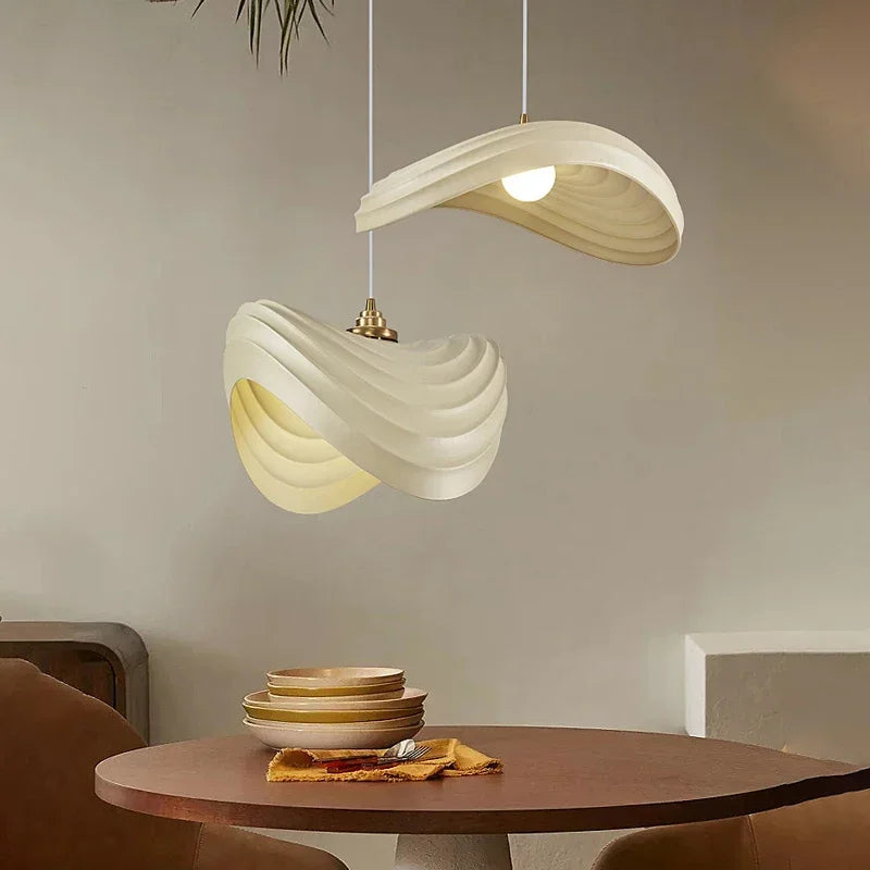 Nordisk minimalistisk LED lysekrone, Wabi Sabi stil, til restaurant eller bar