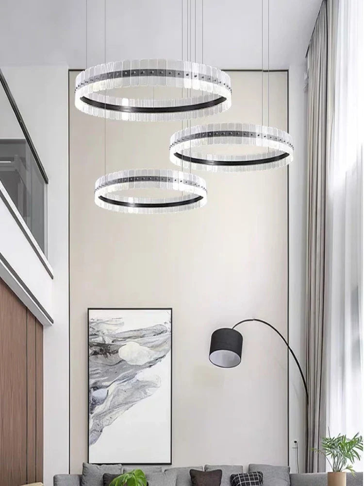 minimalistisk postmoderne lysekrone med kreativ cirkulær ring