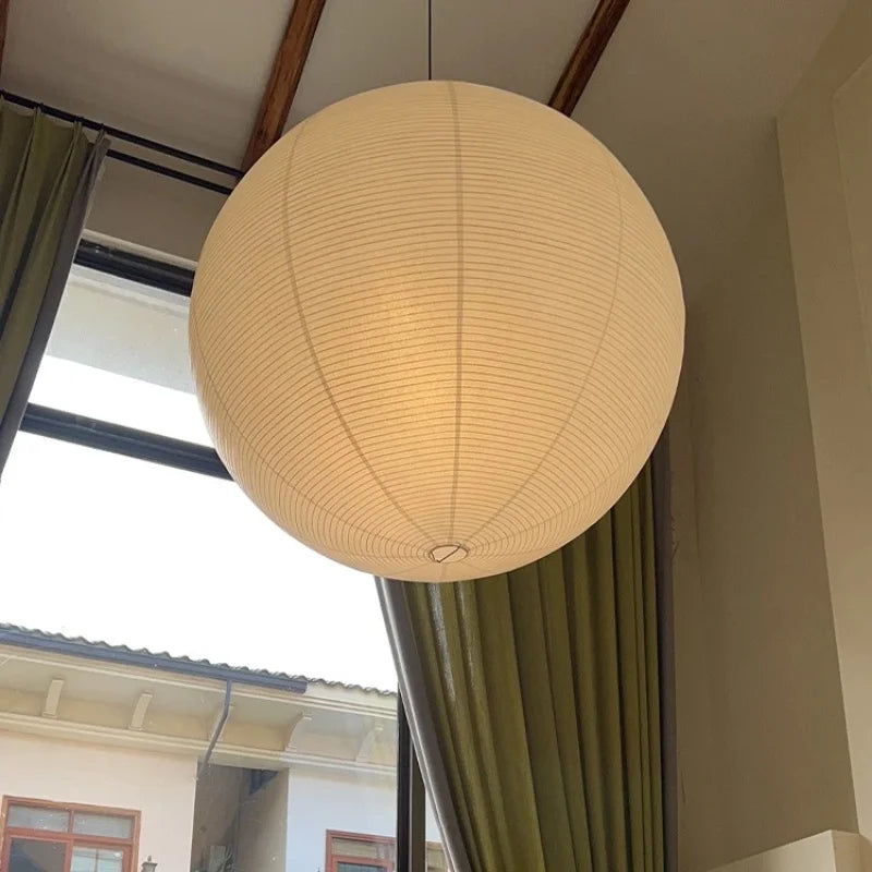 Minimalistisk hvid LED-trælampe