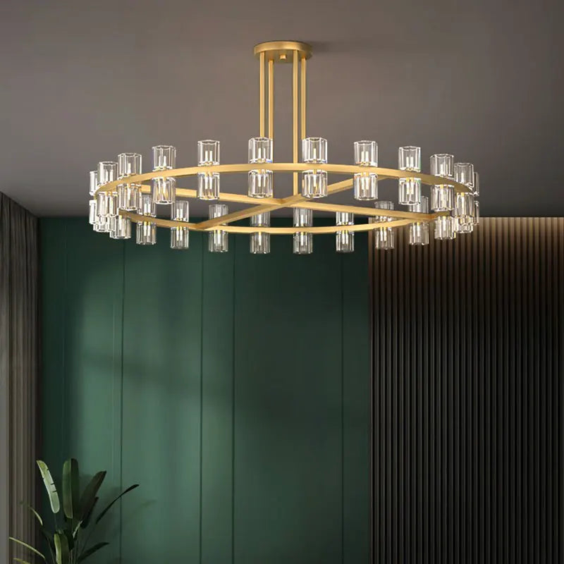 Nordisk boligindretning spisestue pendellamper indendørs belysning loftslampe lysekrone lamper til stue