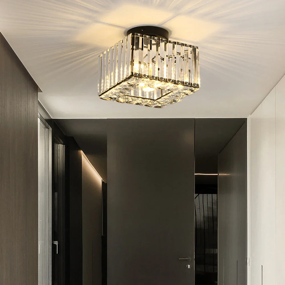 Moderne strålende krystallysekrone