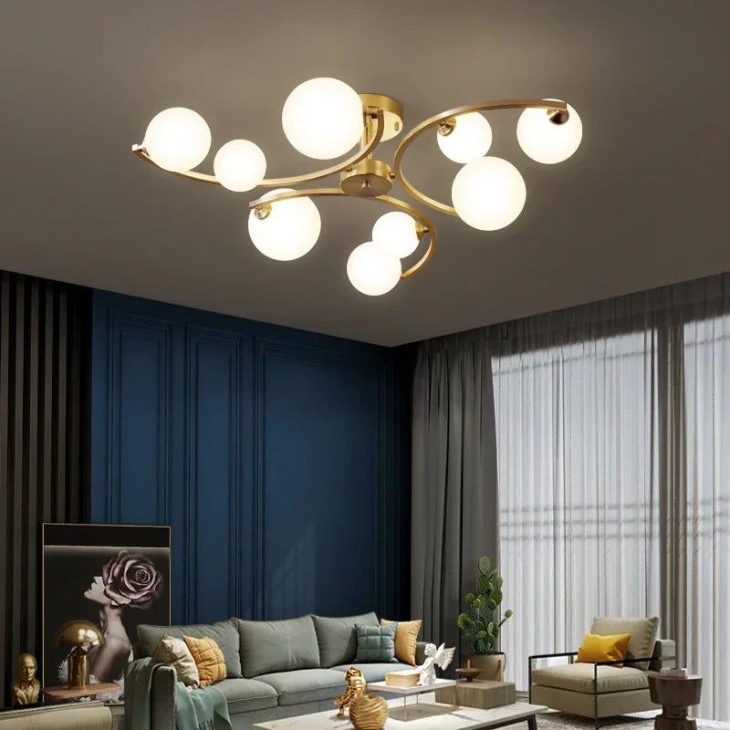 Moderne loftlampe i glas til elegant indretning