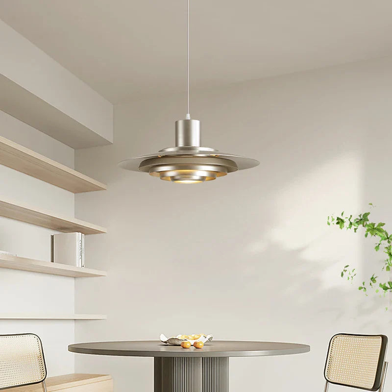 Smart, lys køkkenlampe