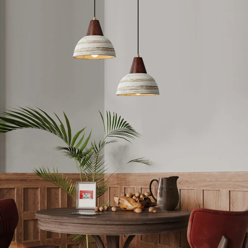 Moderne lysekrone i elegant keramisk design