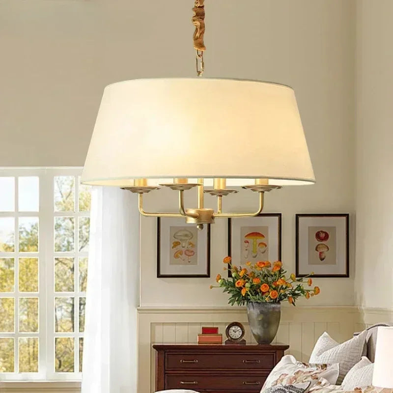 Elegant moderne stoflampe til nordisk indretning