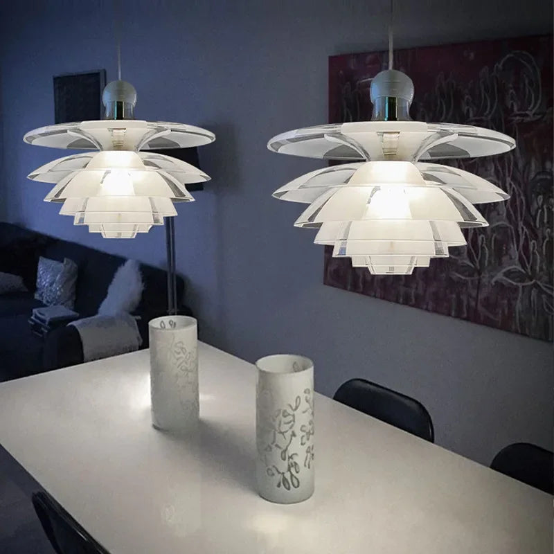 Nordisk lysekrone i glas - strålende og chik