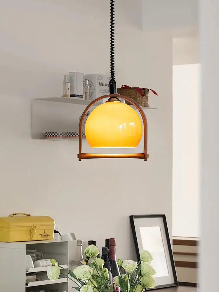 Vintage lysekrone i ædeltræ og design