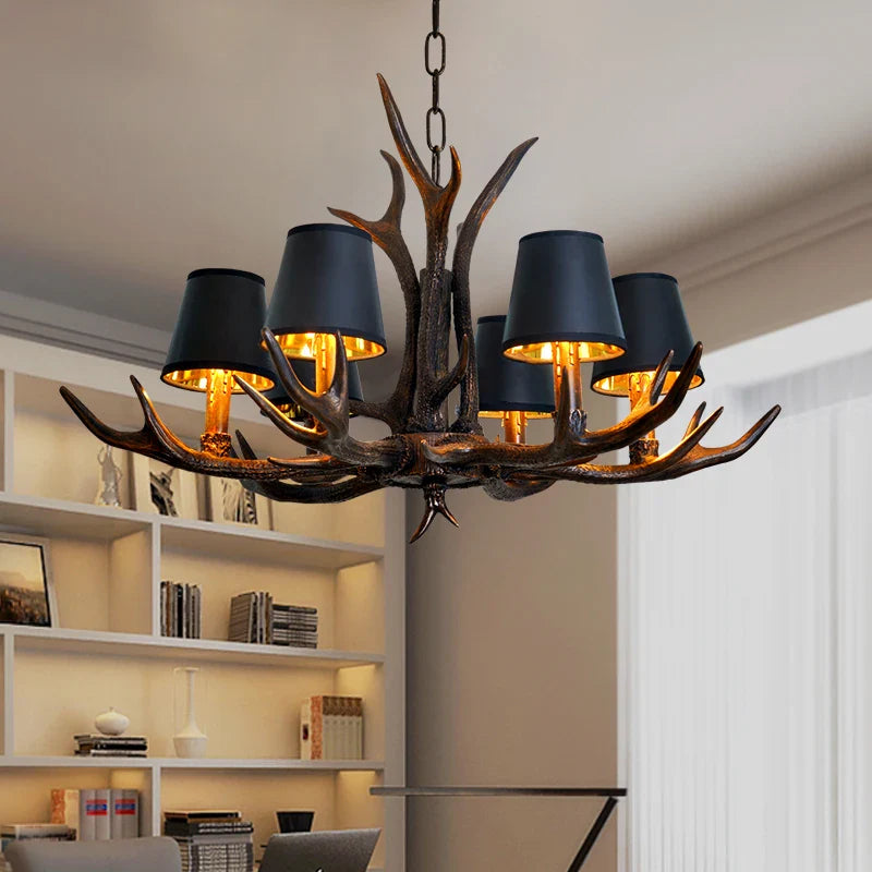 Gevirlampe i vintage-stil til rustikt interiør