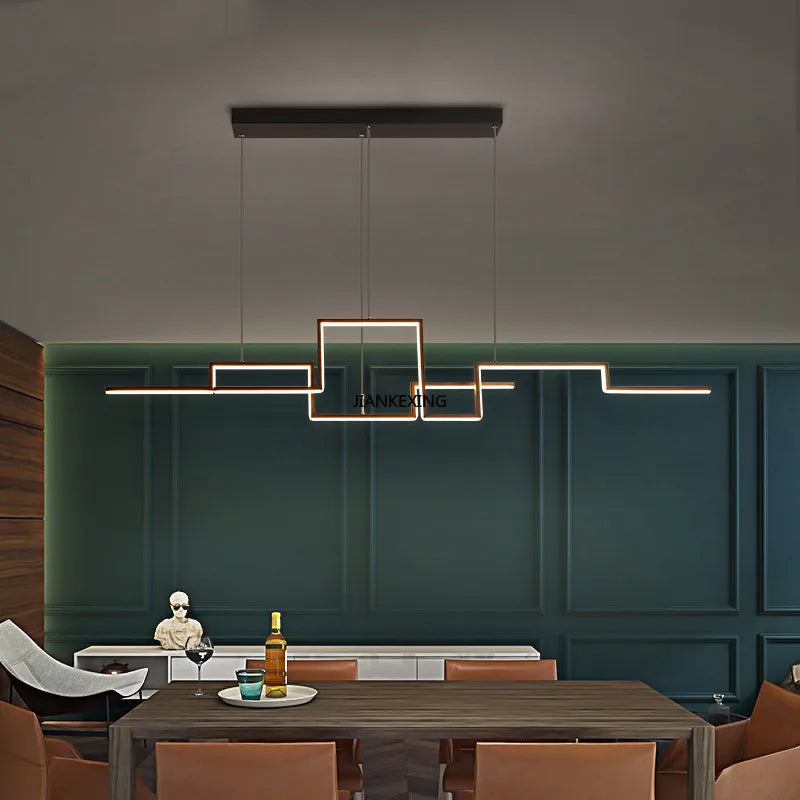 Elegant, lys og moderne LED-lysekrone