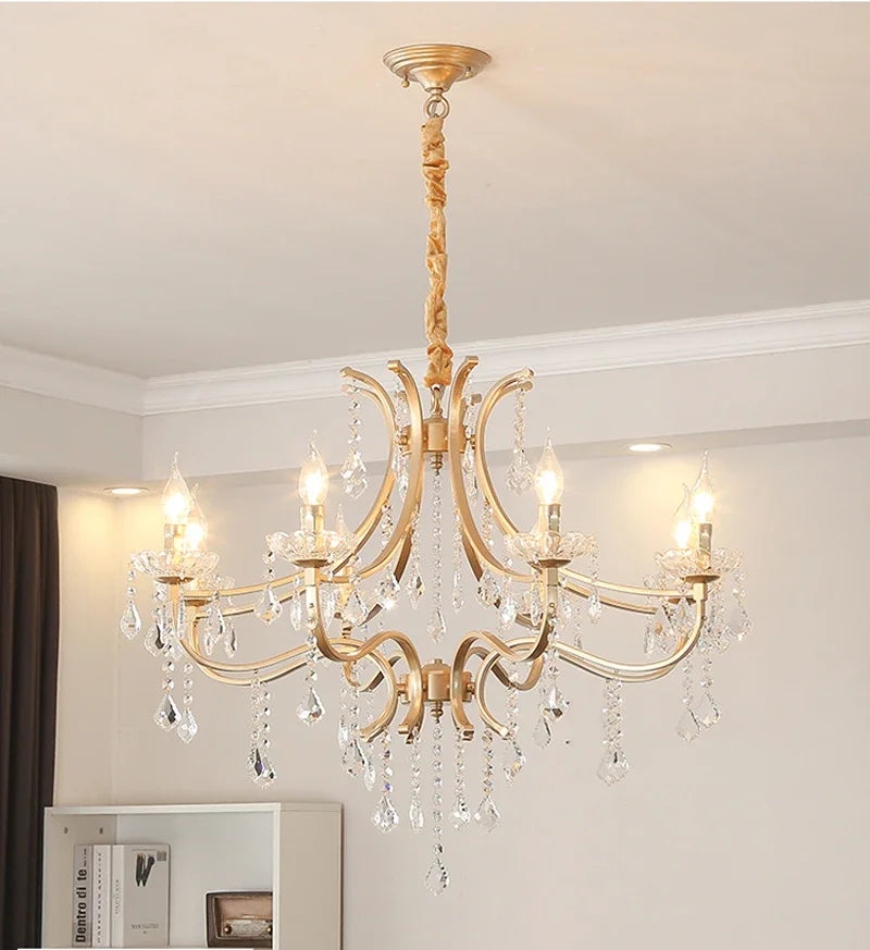 moderne krystallysekrone med elegant LED-belysning