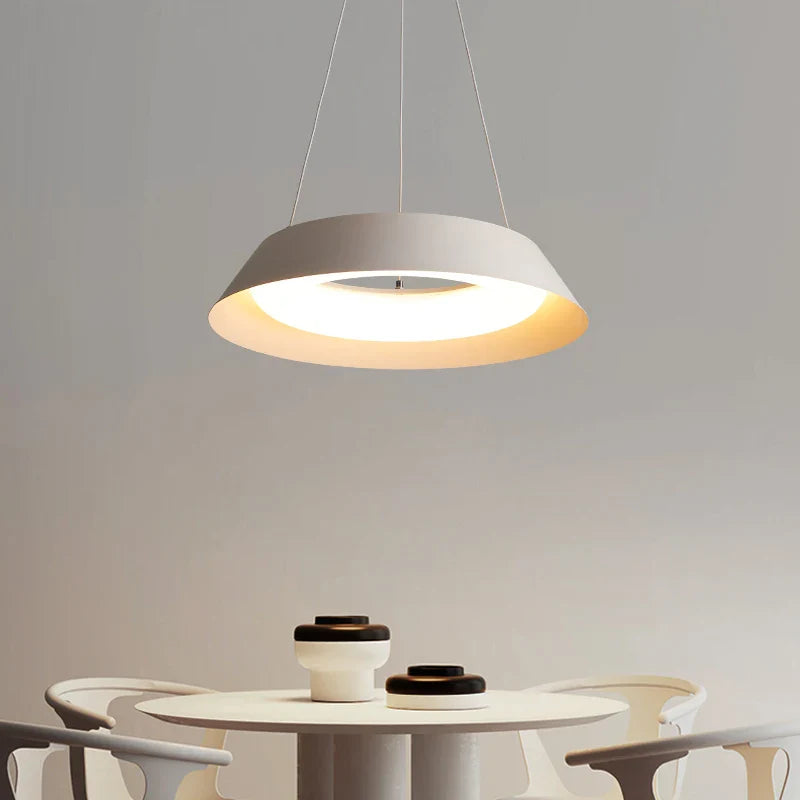 Rund moderne minimalistisk kreativ LED-barpendel