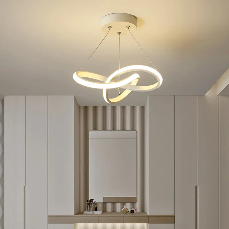 Moderne, enkelt design, LED-loftlampe til boligindretning