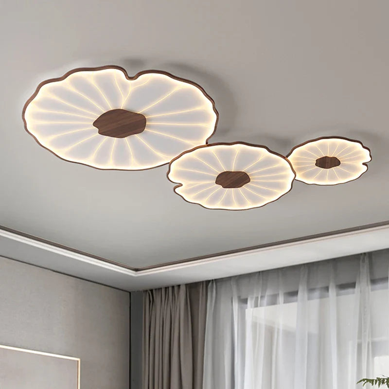 Moderne lampe med minimalistisk design.
