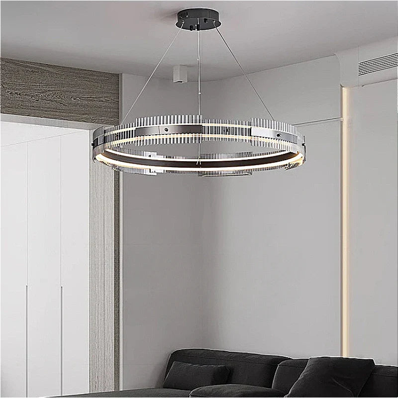 Minimalistisk italiensk luksus lysekrone i glas med indbygget LED-belysning
