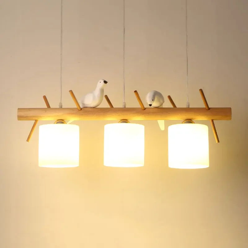 Nordisk design pendel i lyst træ