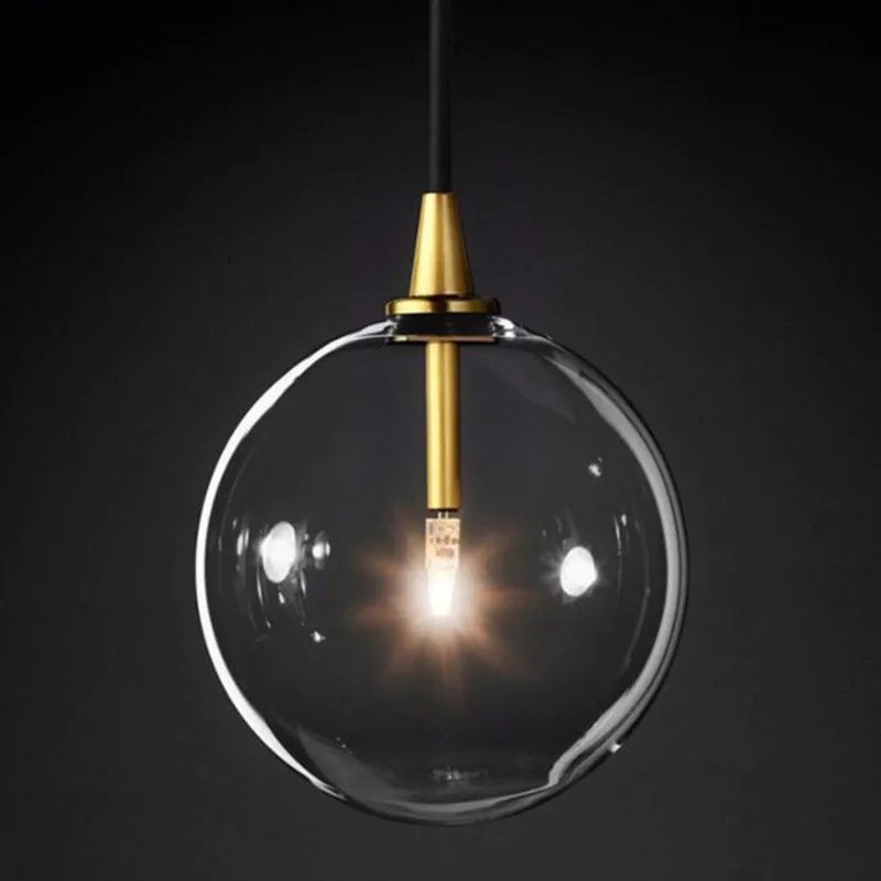 Nordisk design lysekrone i klart glas til indretning