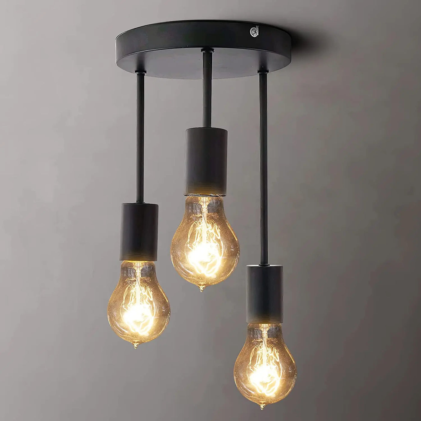 Elegant loftlampe i industrielt design