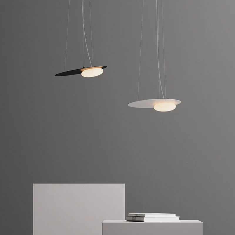 Kreativ moderne LED-lysekrone til restaurantindretning med justerbare ledninger
