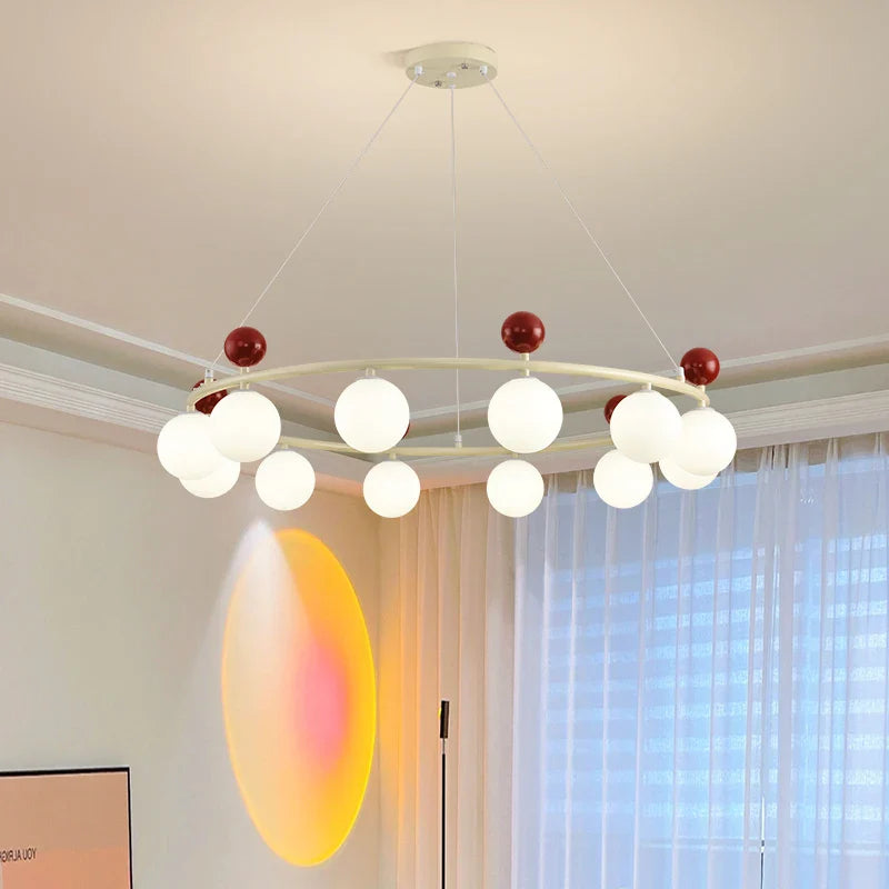 Pendel i glas og metal i moderne stil til dynamisk belysning